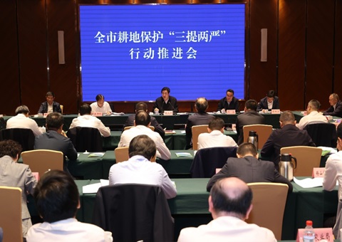 无锡开展耕地；；ぁ叭崃窖稀毙卸 打造墟落振兴新引擎